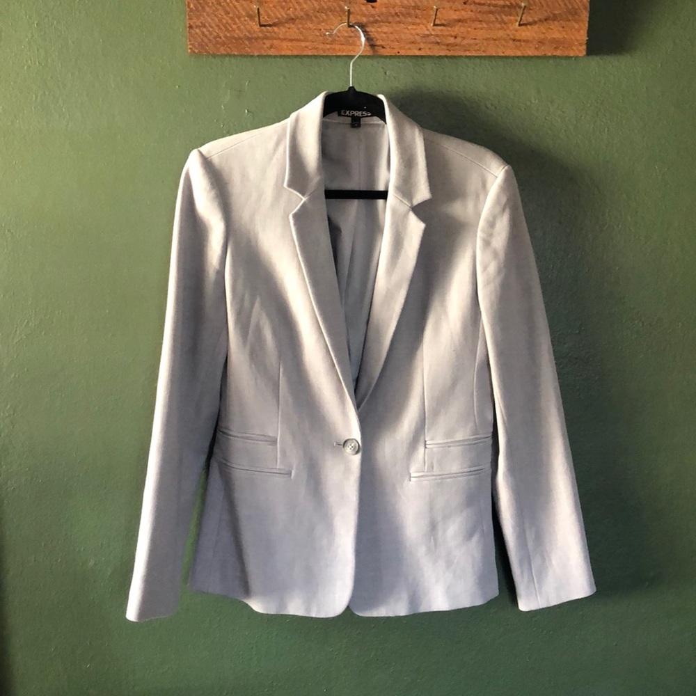 Classic Gray Blazer!